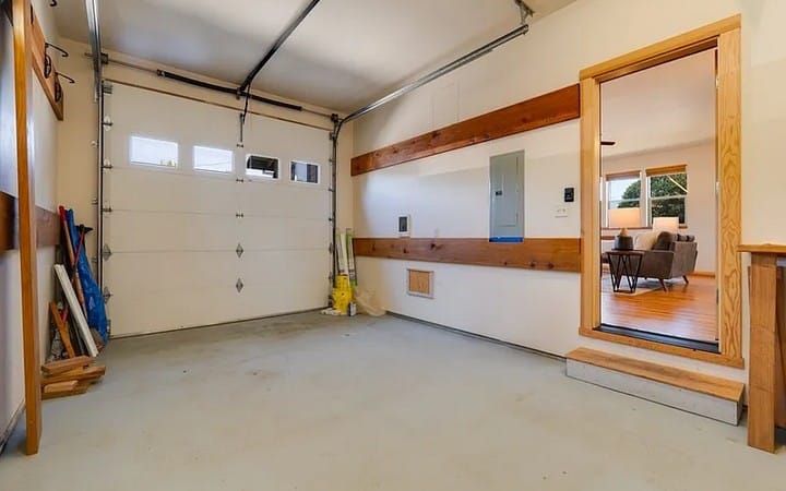 2Bed, 2Bath Recent upgrades