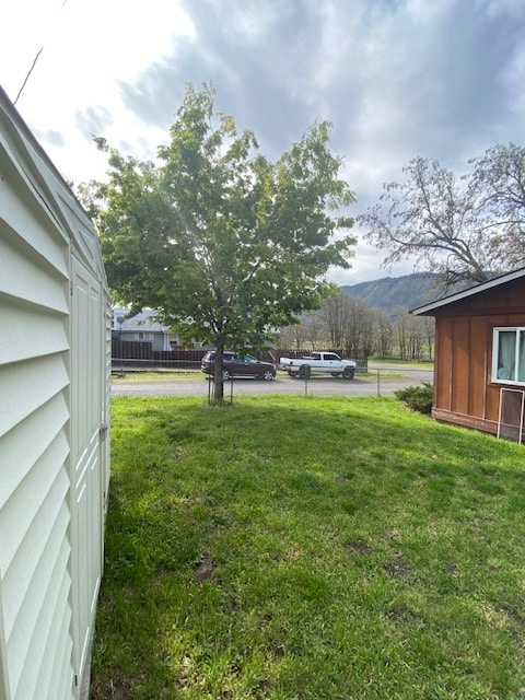 PET FRIENDLY, 2Bed, 1 B Lyle