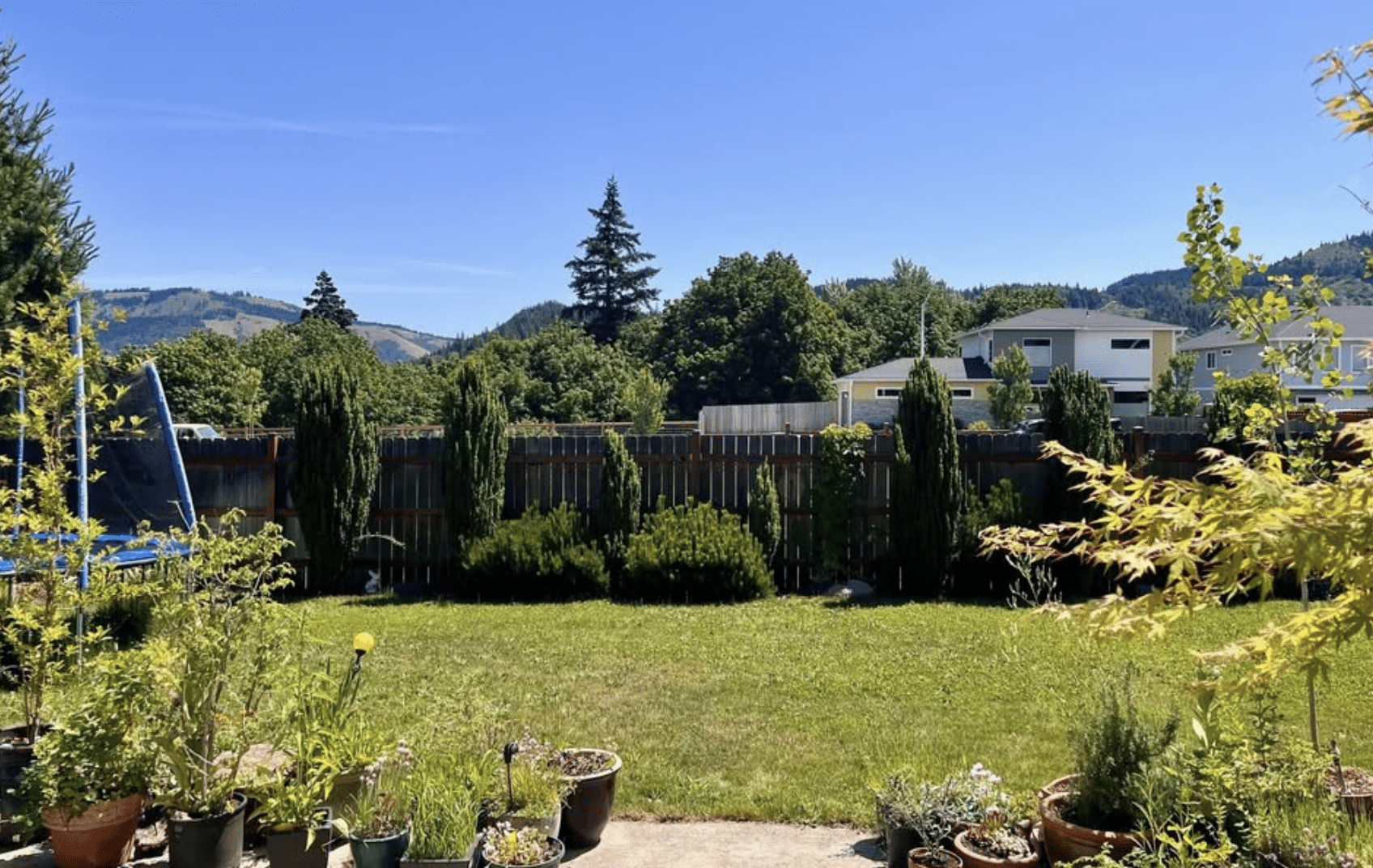 Room for rent in shared home – The Heights HR