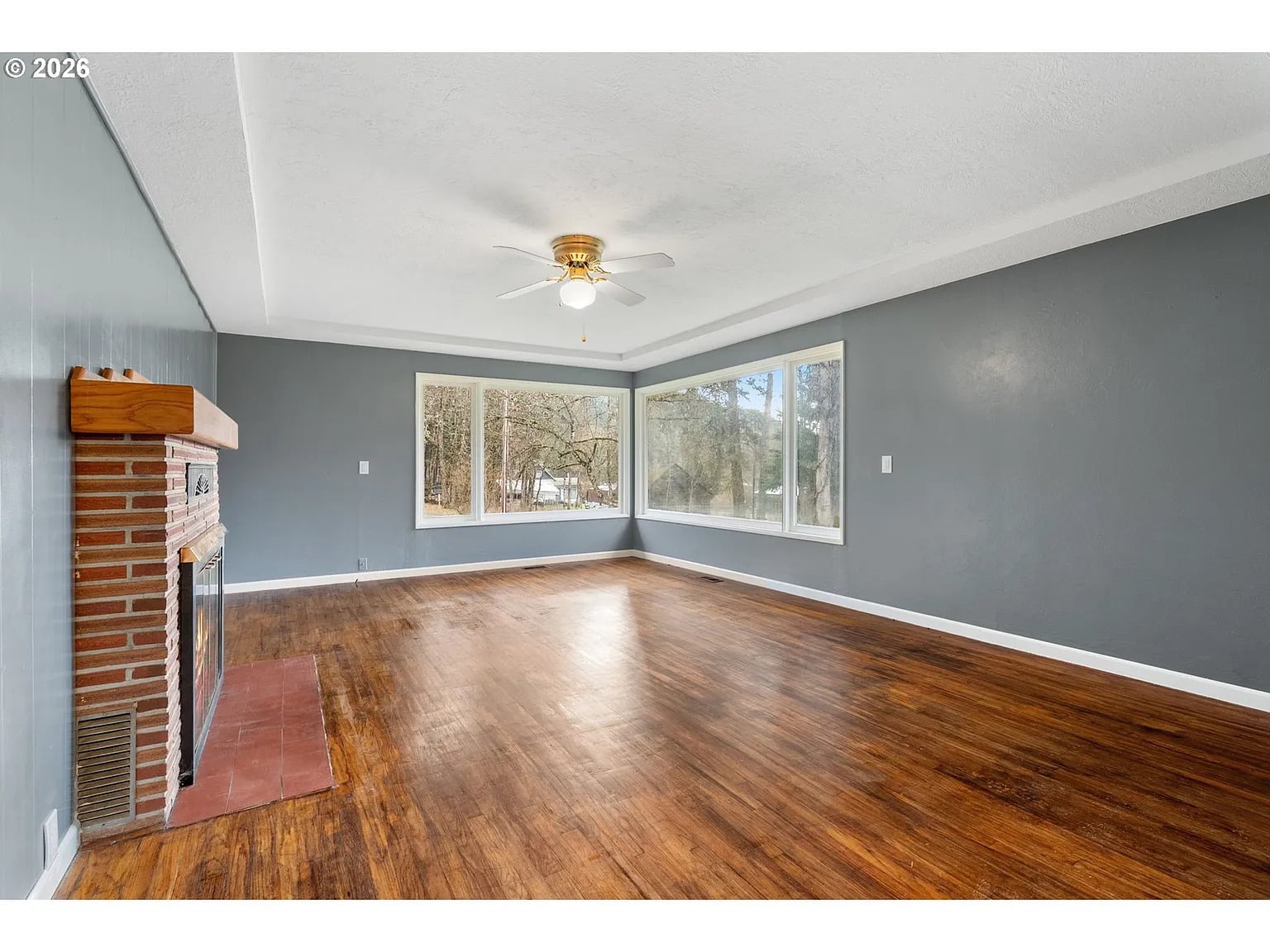 Updated 3 Bedroom 2 Bathroom White Salmon House