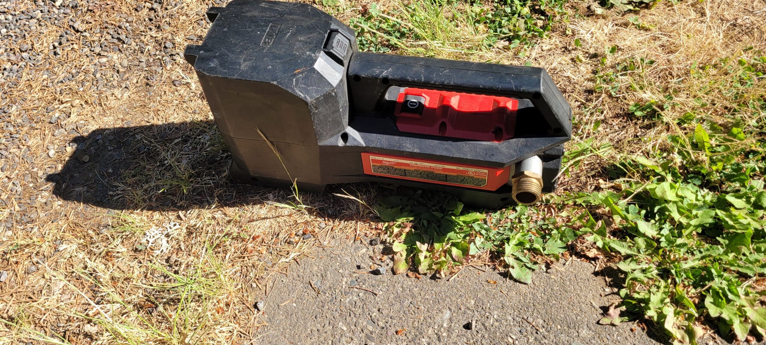 Milwaukee transfer pump no battery