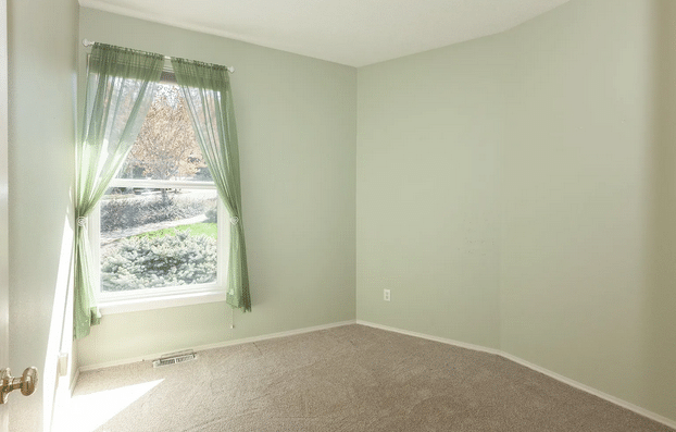 beautifully updated single-level 3Bed 2Bath Hood River House