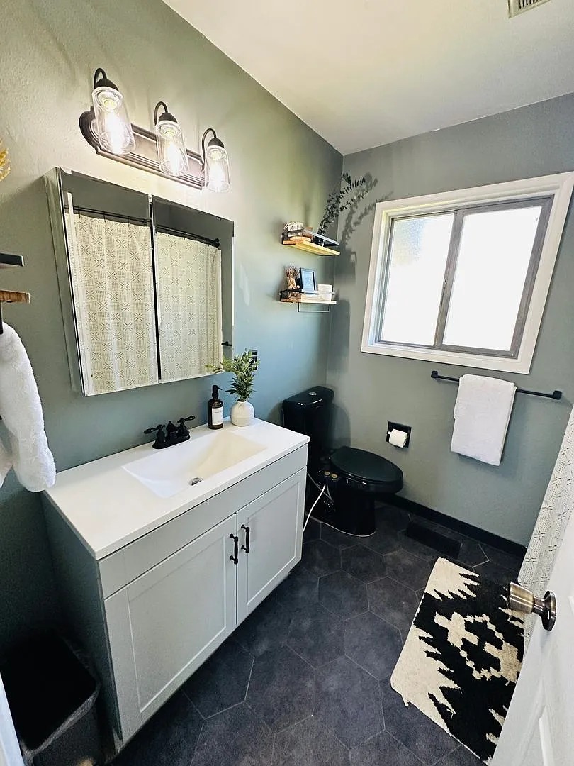 For Rent Ohio Dr, Vancouver, WA 98664 3-bedroom, 1-bath home