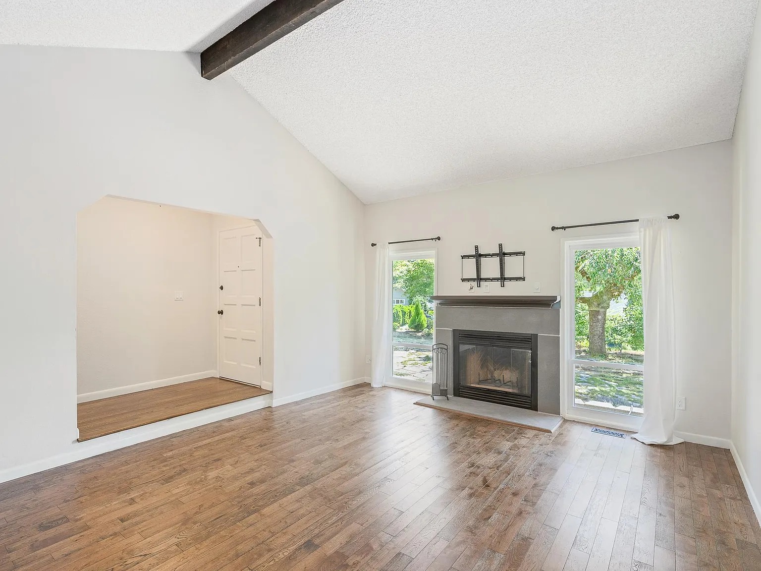 3BR Available SW Marigold St, Portland, OR