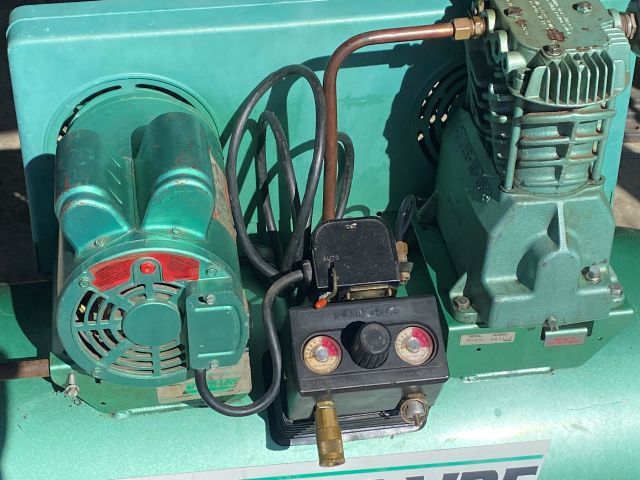 Dayton Speedaire Air Compressor with tools