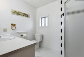 Rare opportunity on top of Ehrck Hill 3Bedroom 1Bathroom House