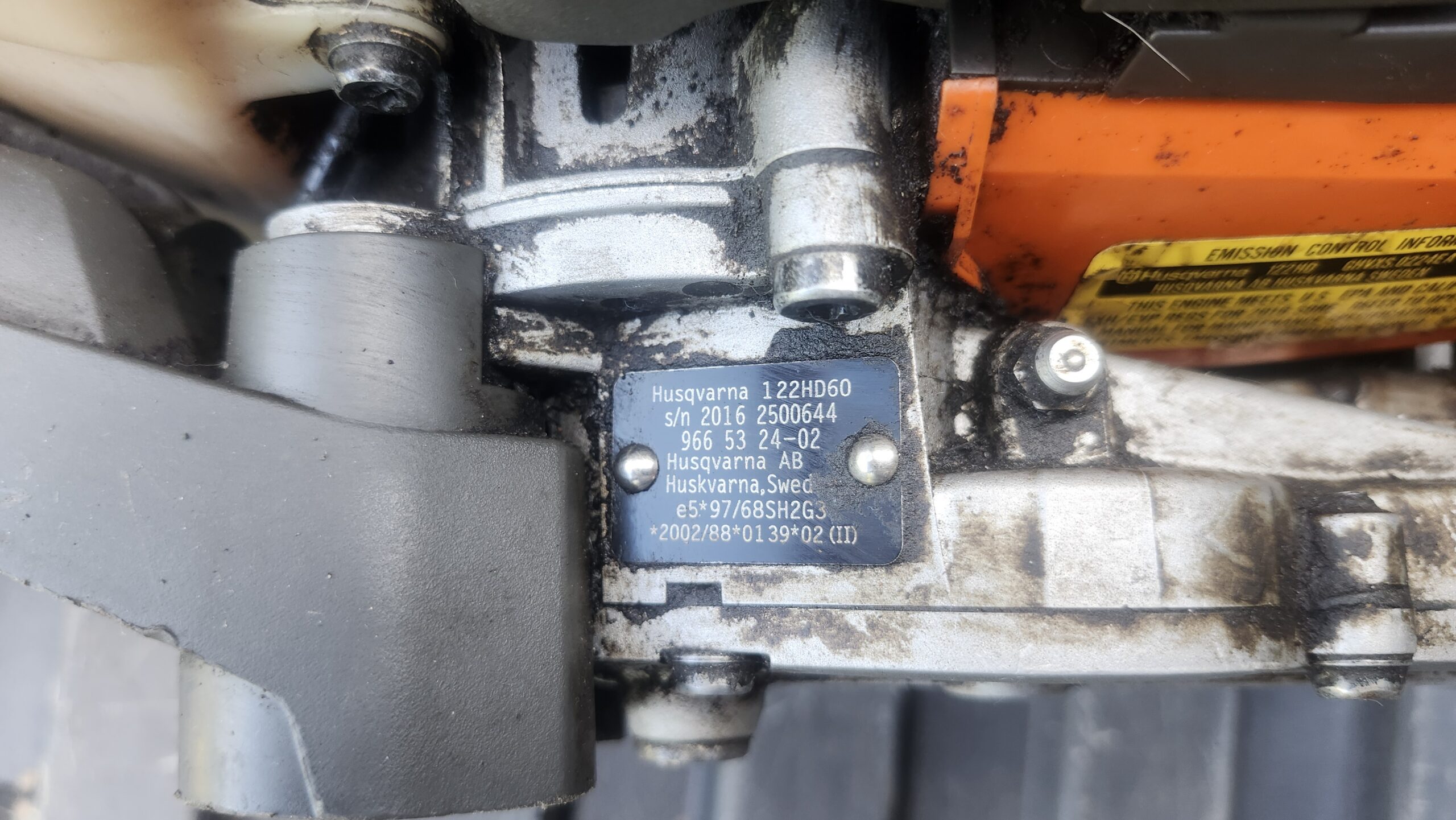 Husqvarna 122HD60 27in Hedge Trimmer