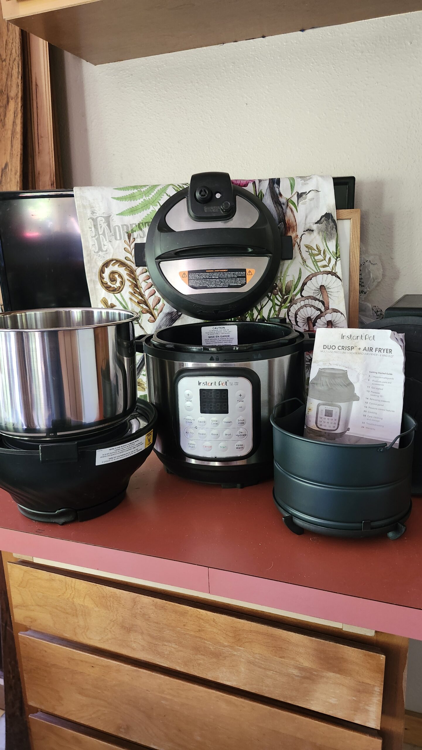 REDUCED PRICE: Instant Pot Duo Crisp and Air Fryer
