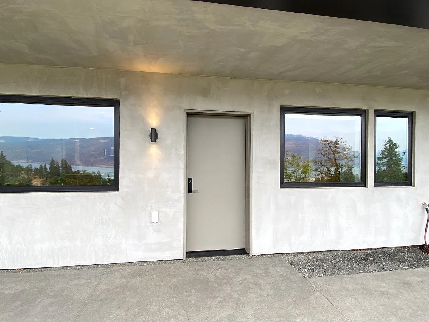 1bed in Blanchard Blvd, Mosier for rent