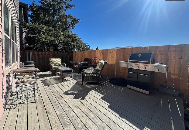 Quiet Hood River 2Bedrooms 2Bathrooms House