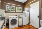 4Bed 1.5Bath White Salmon FarmHouse