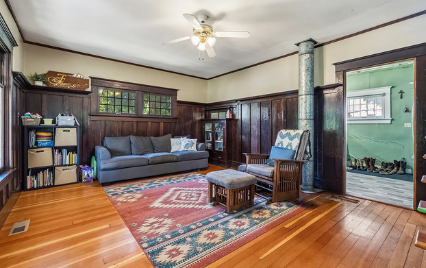 4Bed 1.5Bath White Salmon FarmHouse