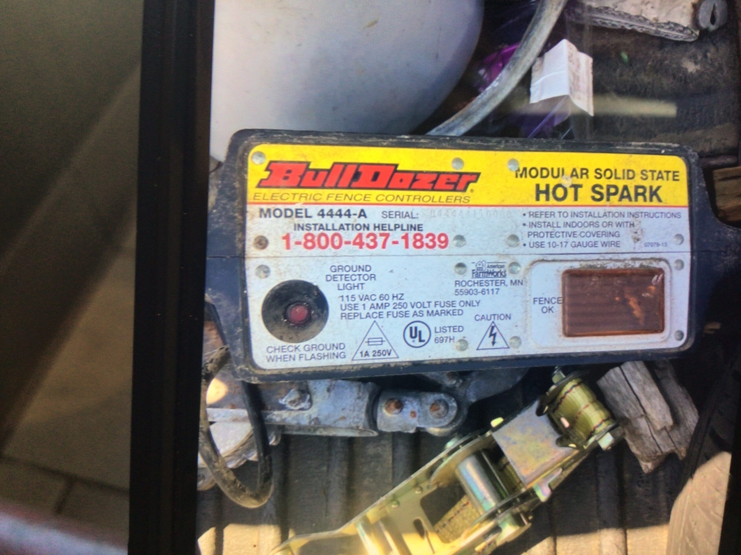 Fence charger