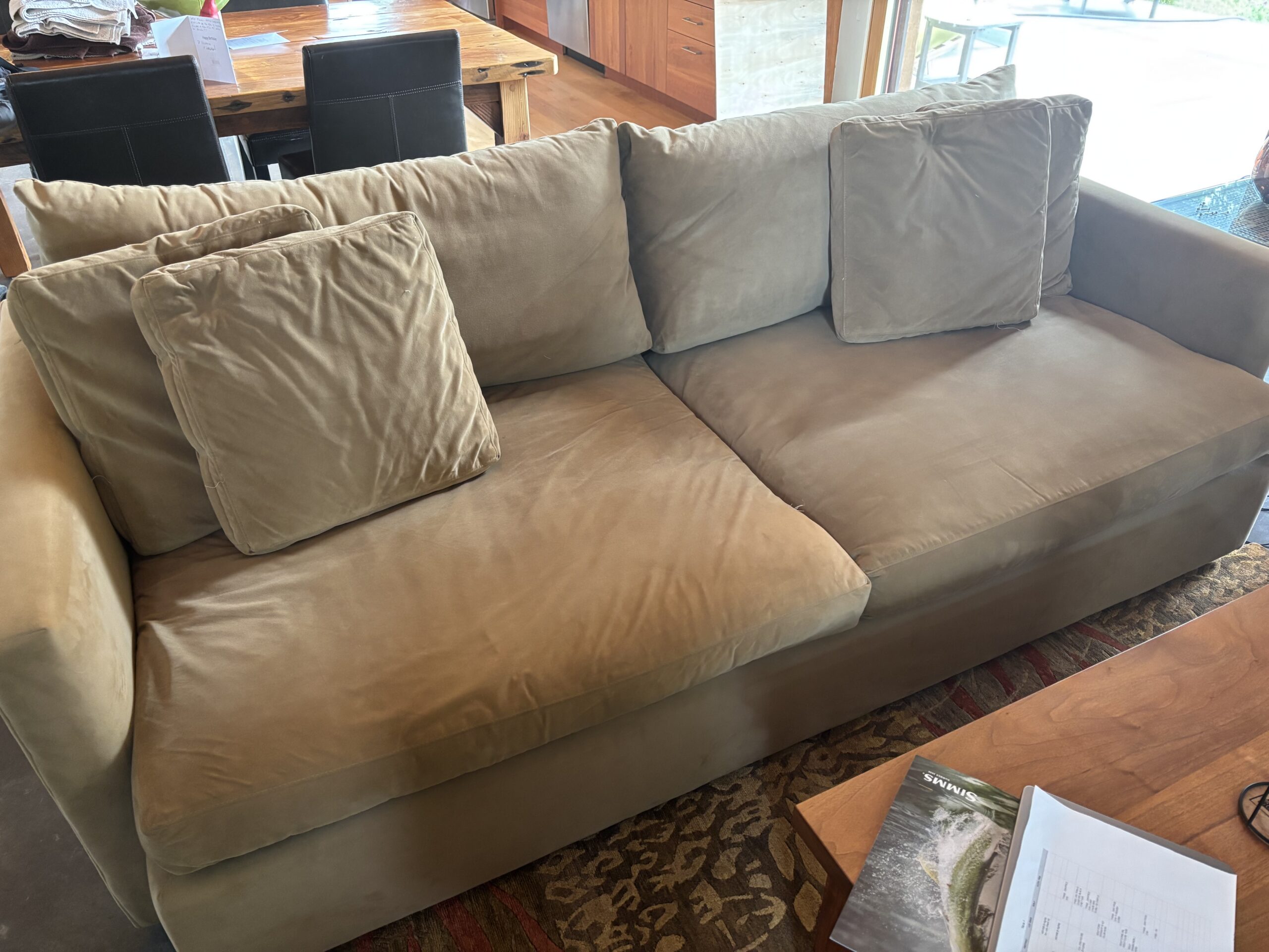 FREE–nice deep seat couch in need of a repair