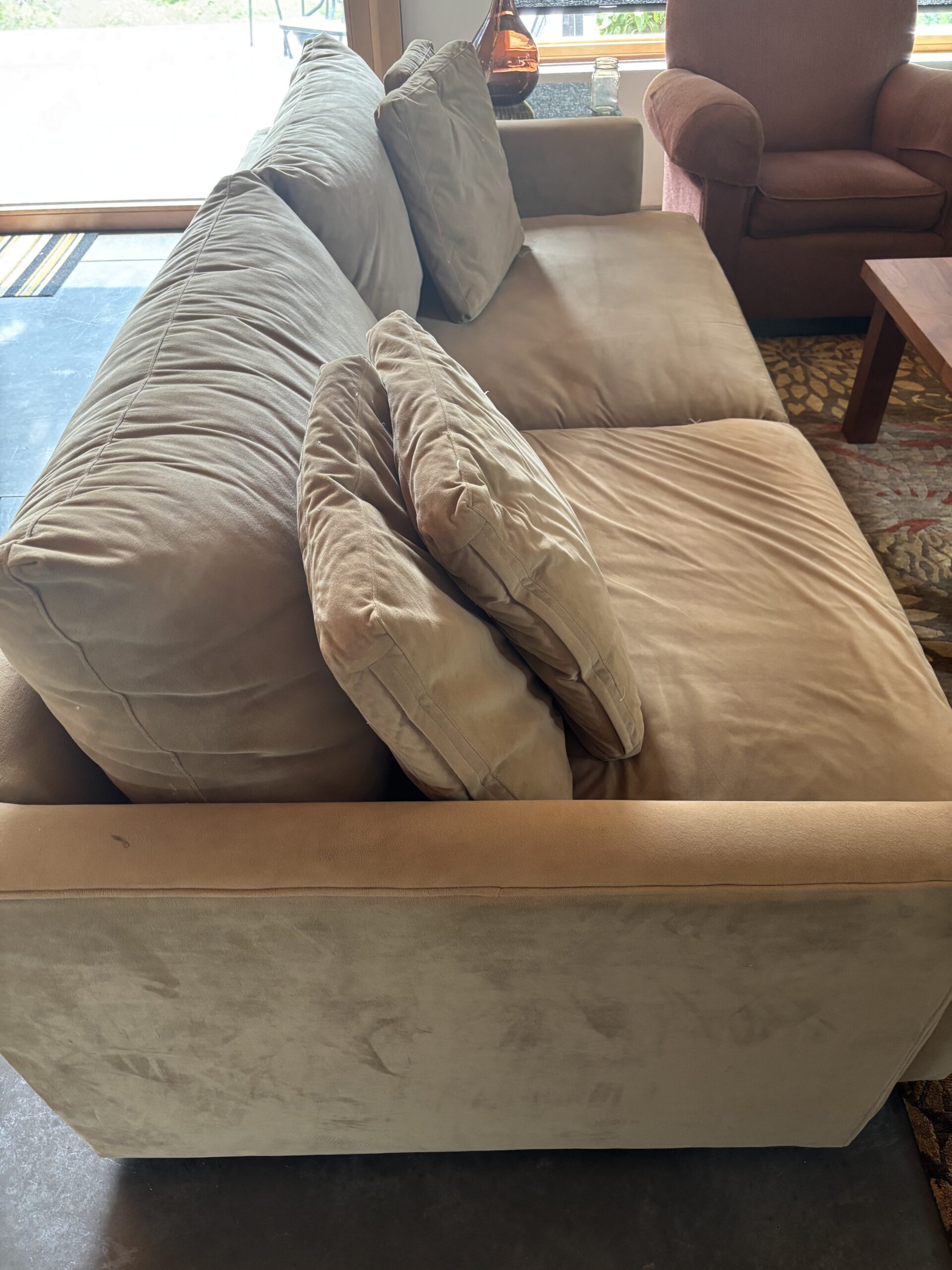 FREE–nice deep seat couch in need of a repair