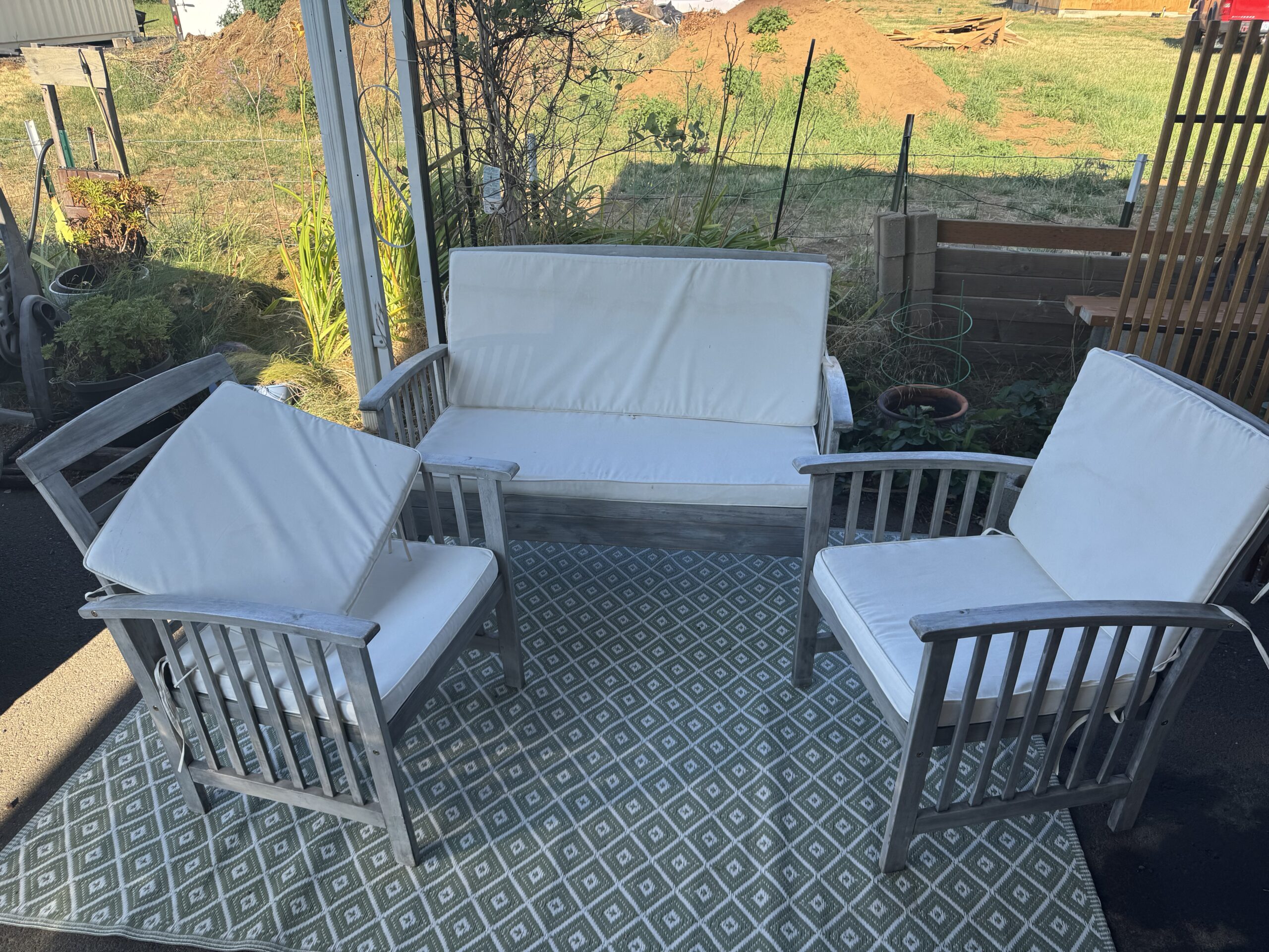 3- piece furniture set