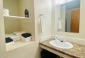 Charming 1Bed 1Bath Green Bay House