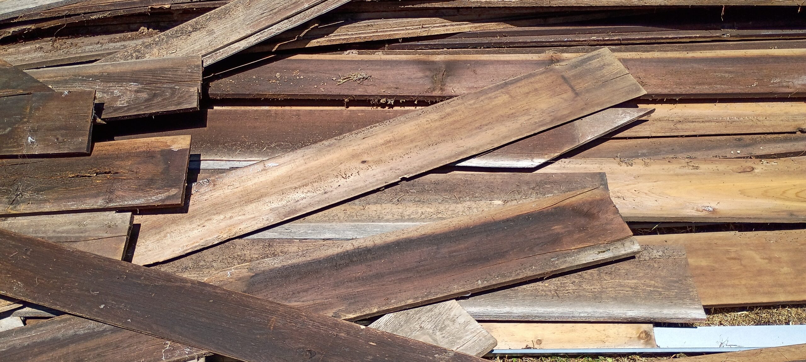Cedar siding slats