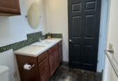 945 sq ft APARTMENT