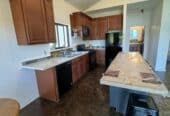 945 sq ft APARTMENT