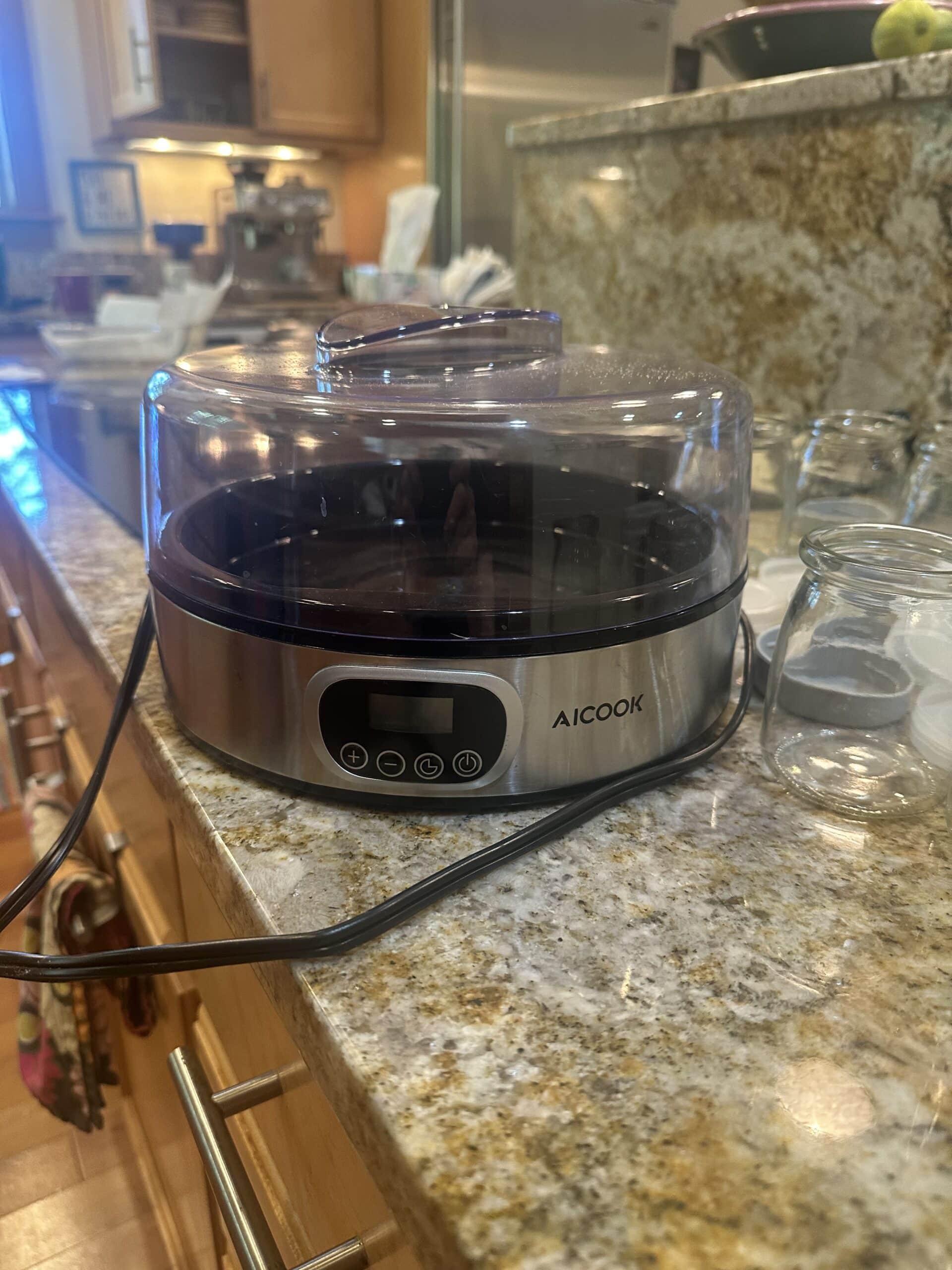 AICook Yogart Maker plus Glass Jars and Lids