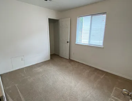 Adorable 3Bedroom 2.5Bathrooms Hood River House