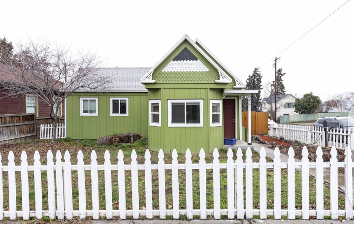 For rent, 1 bedroom, 1 bath – hood river