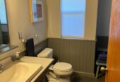 Furnished home in central Hood River