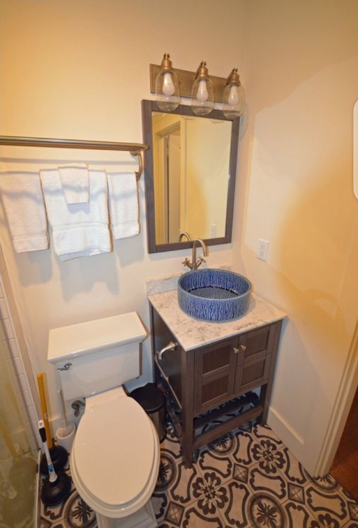 Well maintained one bed unit in Bingen
