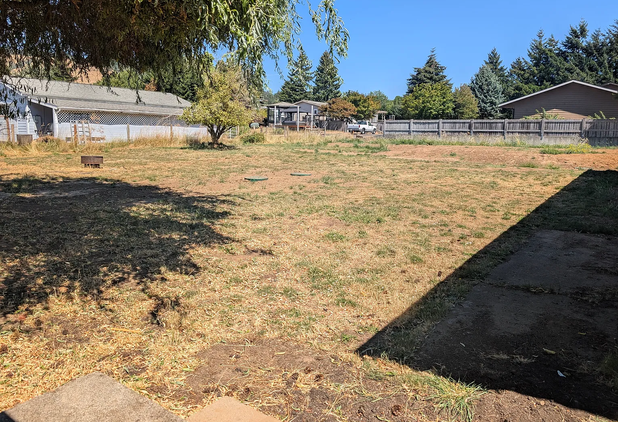 2 bedrooms and 1 bathroom White Salmon House