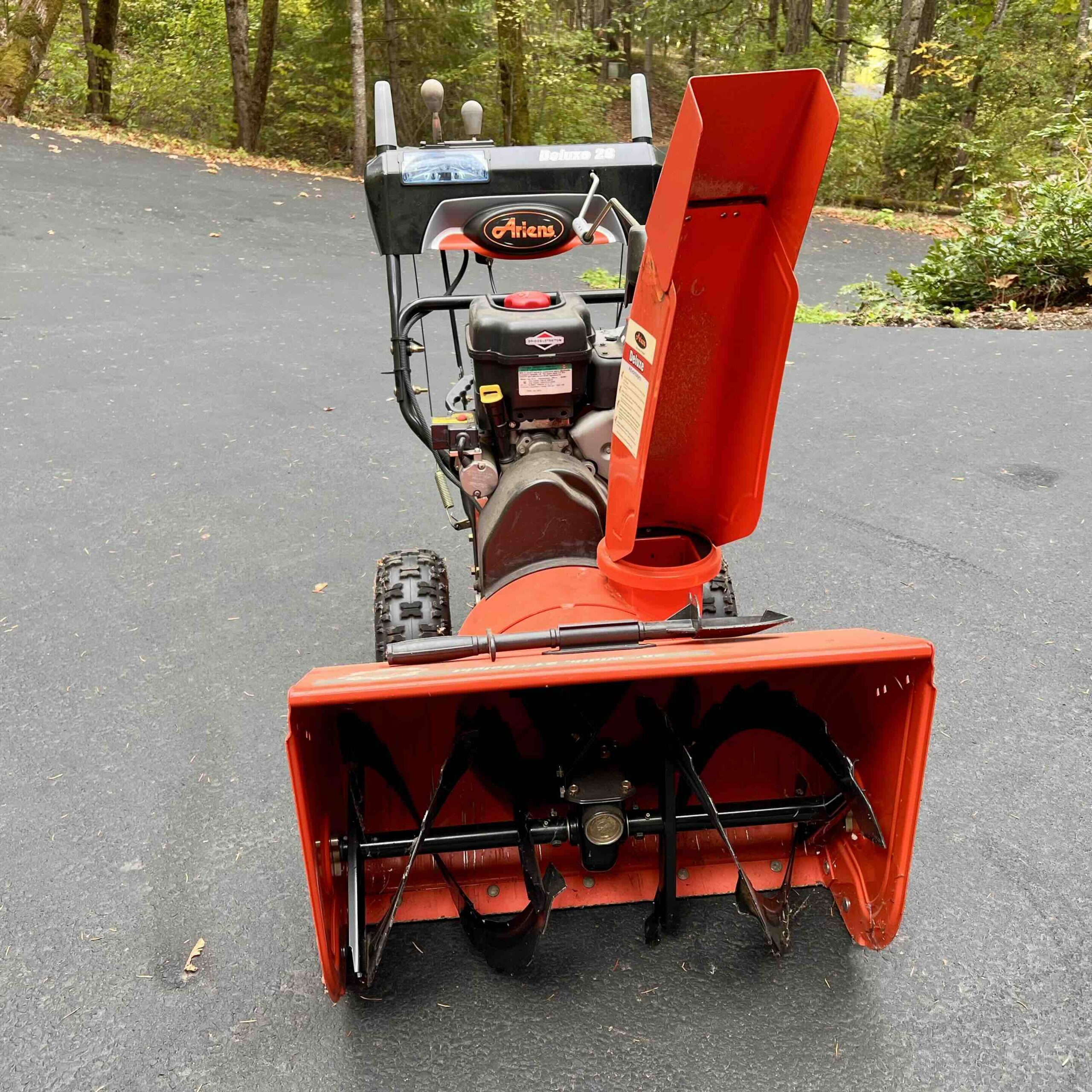 Ariens Deluxe 28 Snowblower